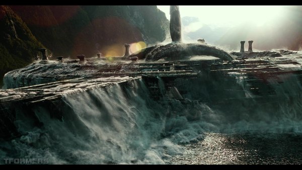 Transformers The Last Knight Theatrical Trailer HD Screenshot Gallery 335 (335 of 788)